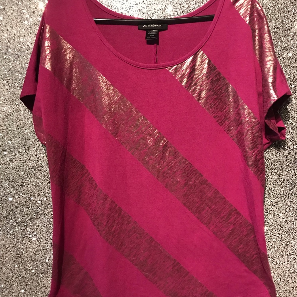 Ashley Stewart top💜💜